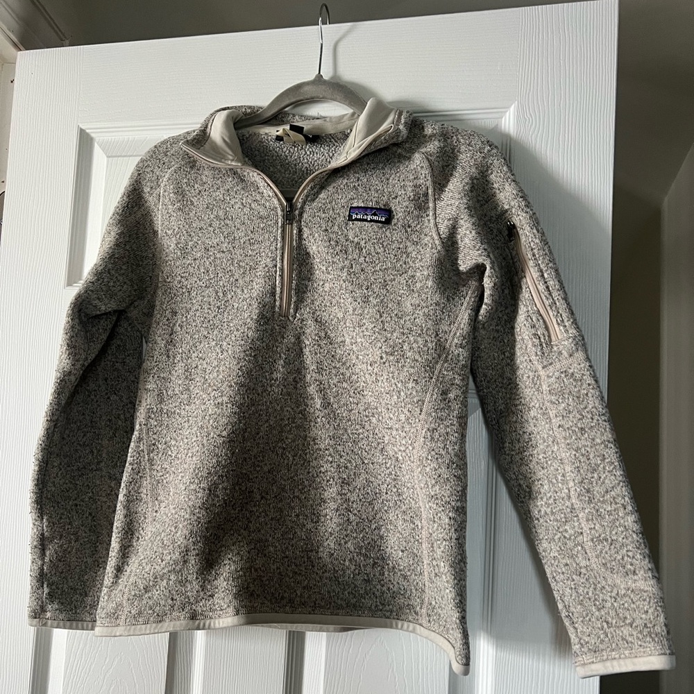 Patagonia Fleece Jacket Size Small!